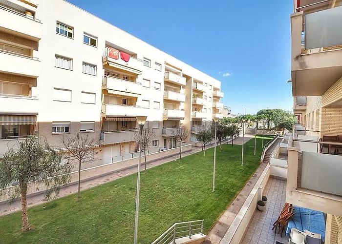 Adia 滨海略雷特